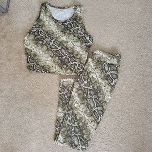 Lici Fit leggings and top set